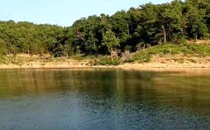 Bull Shoals Lake, Missouri